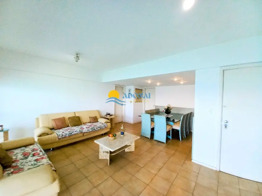 Foto 8 de Apartamento com 4 quartos à venda, 135m2 em Pitangueiras, Guaruja - SP