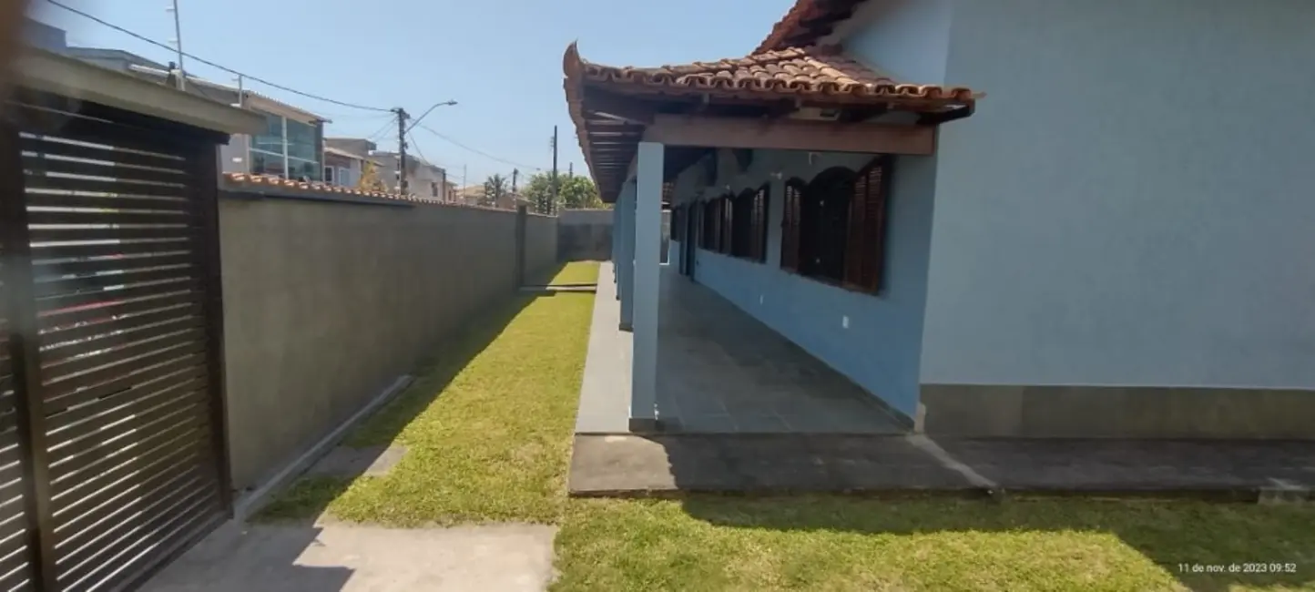 Foto 2 de Casa com 3 quartos à venda e para alugar, 117m2 em Ouro Verde, Rio Das Ostras - RJ