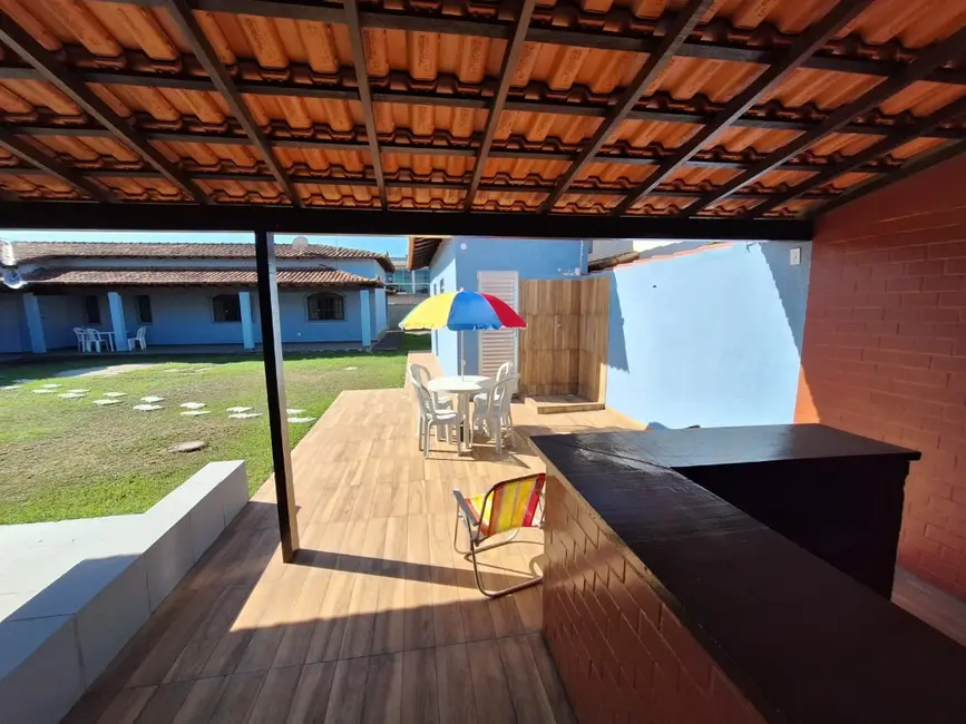 Foto 1 de Casa com 3 quartos à venda, 117m2 em Ouro Verde, Rio Das Ostras - RJ