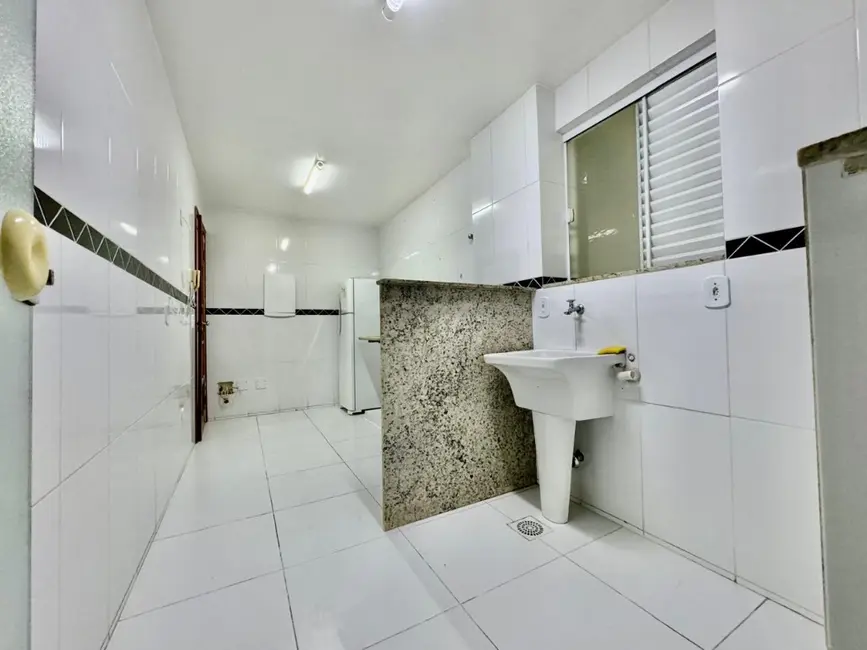 Foto 1 de Apartamento com 3 quartos à venda e para alugar, 190m2 em Extensão do Bosque, Rio Das Ostras - RJ