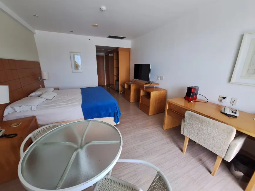 Apartamento com 1 quarto à venda e para alugar, 32m2 em Cavaleiros, Macae - RJ - imagem 5 Foto 5 de Apartamento com 1 quarto à venda e para alugar, 32m2 em Cavaleiros, Macae - RJ