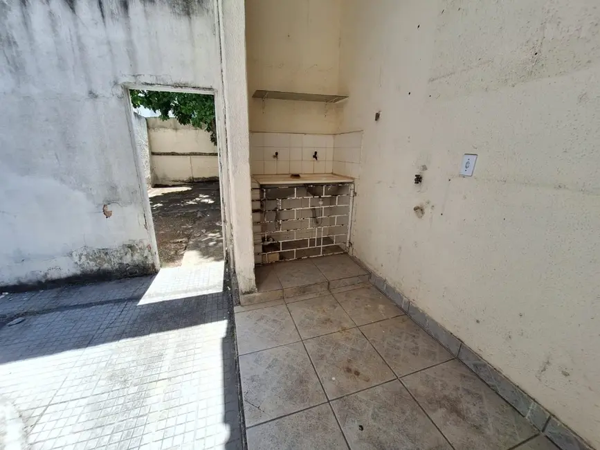 Casa com 3 quartos à venda, 360m2 em Centro, Macae - RJ - imagem 5 Foto 5 de Casa com 3 quartos à venda, 360m2 em Centro, Macae - RJ