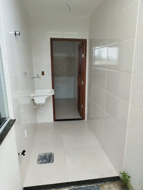 Foto 4 de Casa com 2 quartos à venda, 150m2 em Mar do Norte, Rio Das Ostras - RJ