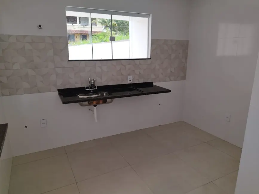 Foto 2 de Casa com 2 quartos à venda, 150m2 em Mar do Norte, Rio Das Ostras - RJ