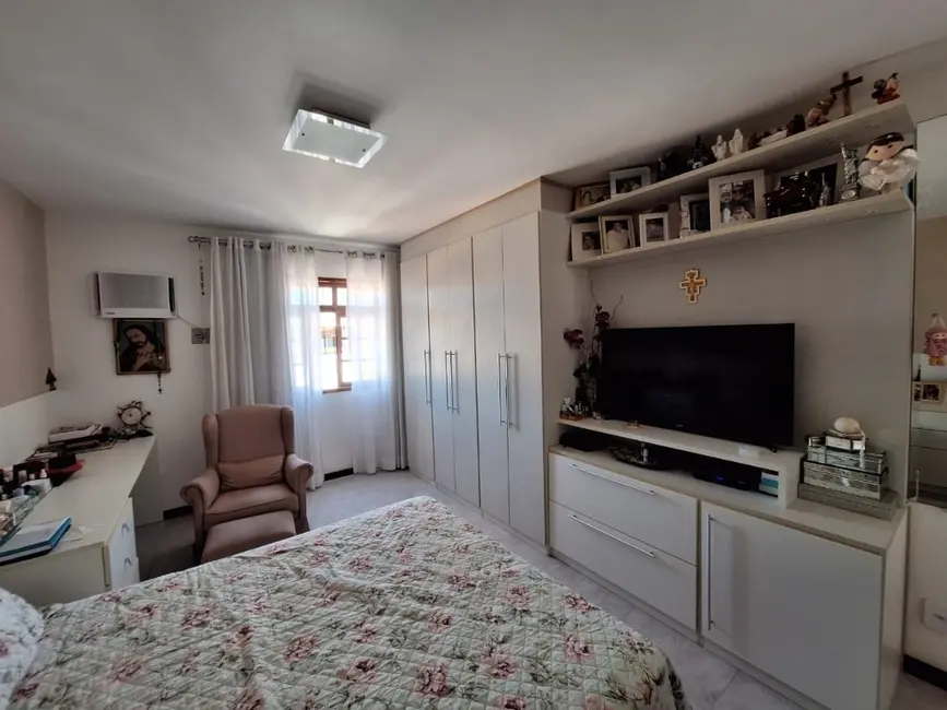 Apartamento com 3 quartos à venda, 139m2 em Cajueiros, Macae - RJ - imagem 9 Foto 9 de Apartamento com 3 quartos à venda, 139m2 em Cajueiros, Macae - RJ