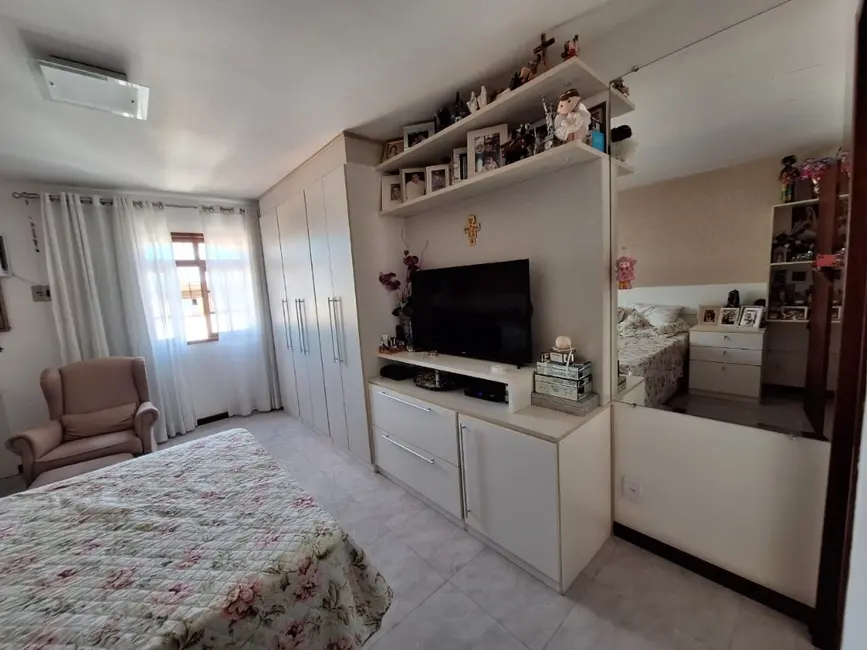Apartamento com 3 quartos à venda, 139m2 em Cajueiros, Macae - RJ - imagem 8 Foto 8 de Apartamento com 3 quartos à venda, 139m2 em Cajueiros, Macae - RJ