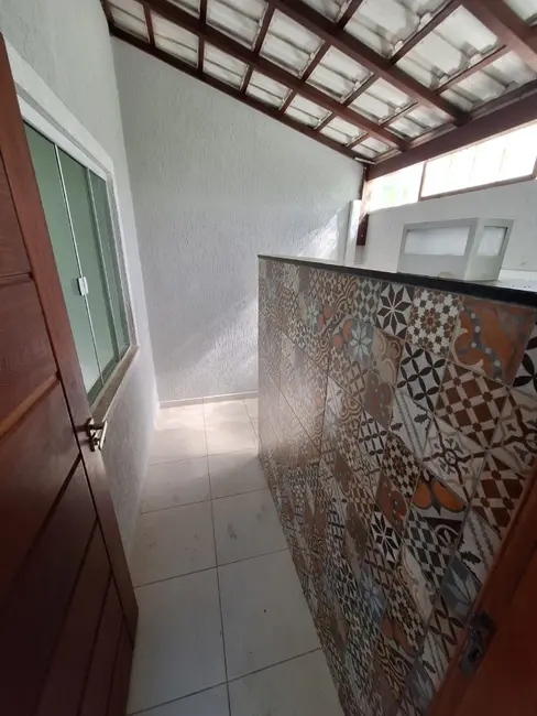 Foto 2 de Casa com 2 quartos à venda e para alugar, 280m2 em Chácara Mariléa, Rio Das Ostras - RJ