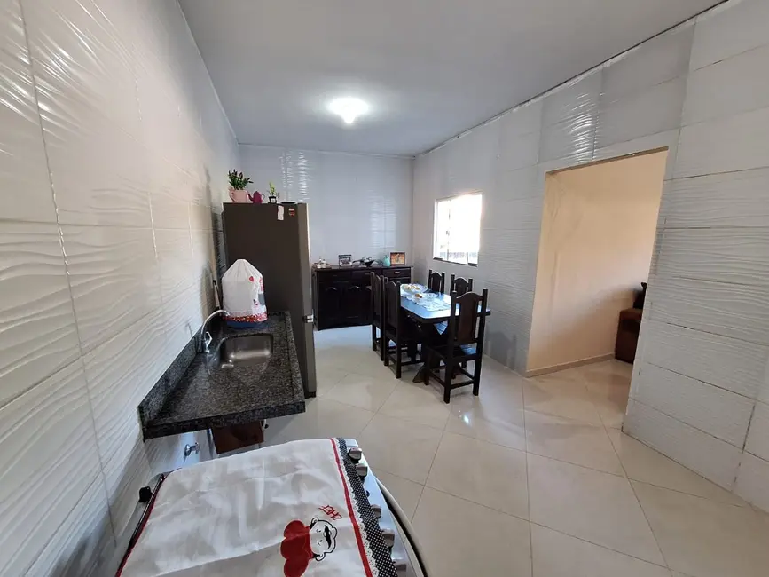 Casa com 4 quartos à venda, 300m2 em Mar do Norte, Rio Das Ostras - RJ - imagem 7 Foto 7 de Casa com 4 quartos à venda, 300m2 em Mar do Norte, Rio Das Ostras - RJ