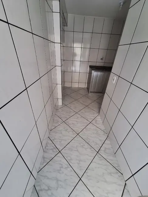 Foto 2 de Apartamento com 1 quarto para alugar, 20m2 em Centro, Macae - RJ