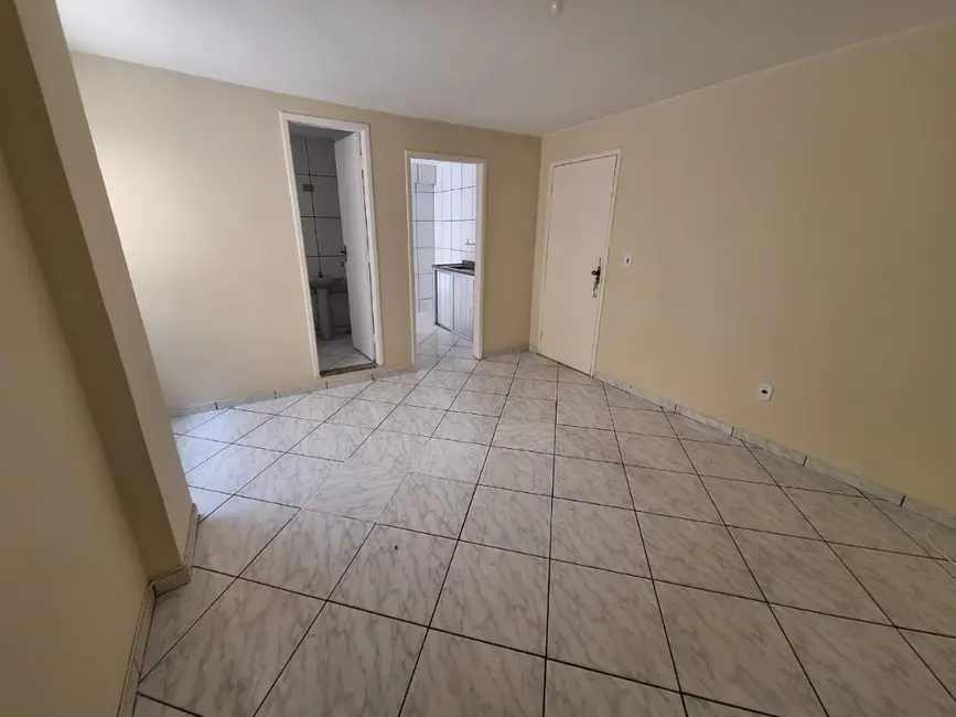 Foto 1 de Apartamento com 1 quarto para alugar, 20m2 em Centro, Macae - RJ