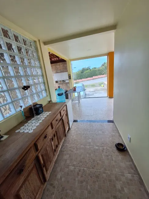 Casa com 4 quartos para alugar, 450m2 em Rio Das Ostras - RJ - imagem 8 Foto 8 de Casa com 4 quartos para alugar, 450m2 em Rio Das Ostras - RJ