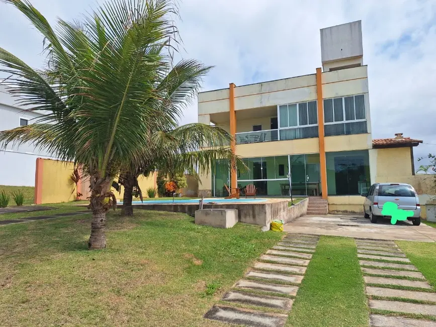 Casa com 4 quartos para alugar, 450m2 em Rio Das Ostras - RJ - imagem 1 Foto 1 de Casa com 4 quartos para alugar, 450m2 em Rio Das Ostras - RJ