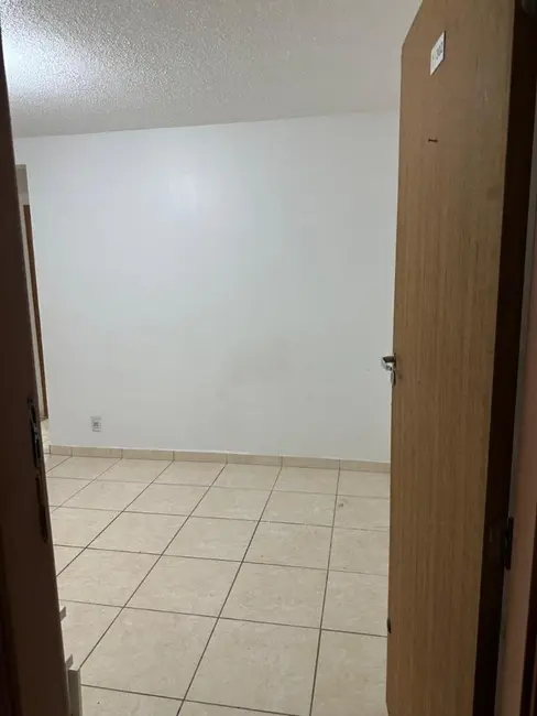 Foto 2 de Apartamento com 2 quartos à venda e para alugar, 50m2 em Atlântica, Rio Das Ostras - RJ