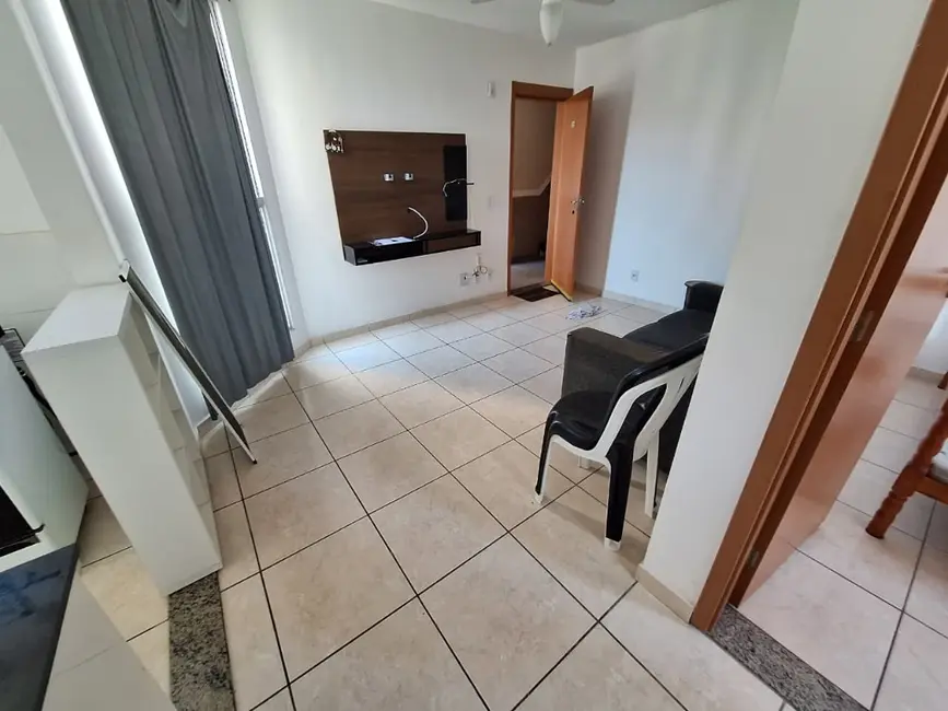 Apartamento com 2 quartos para alugar, 50m2 em Atlântica, Rio Das Ostras - RJ - imagem 3 Foto 3 de Apartamento com 2 quartos para alugar, 50m2 em Atlântica, Rio Das Ostras - RJ