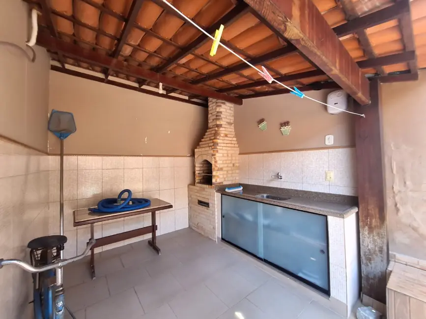 Foto 2 de Casa com 3 quartos à venda, 90m2 em Miramar, Macae - RJ