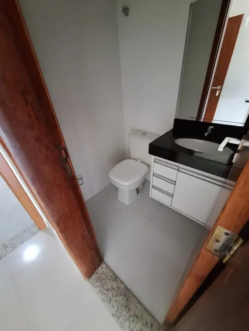 Foto 5 de Apartamento com 4 quartos para alugar, 155m2 em Praia Campista, Macae - RJ