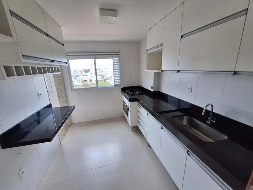Foto 1 de Apartamento com 4 quartos para alugar, 155m2 em Praia Campista, Macae - RJ