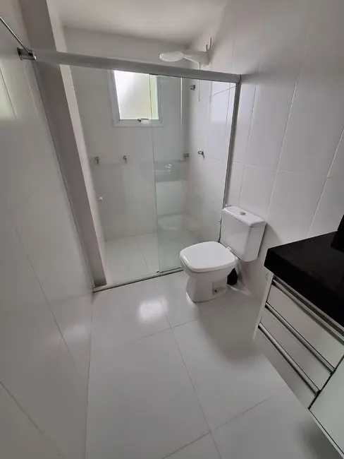 Foto 9 de Apartamento com 4 quartos para alugar, 155m2 em Praia Campista, Macae - RJ