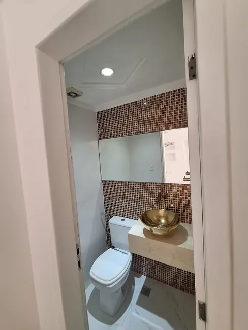 Foto 3 de Apartamento com 3 quartos para alugar, 90m2 em Cavaleiros, Macae - RJ