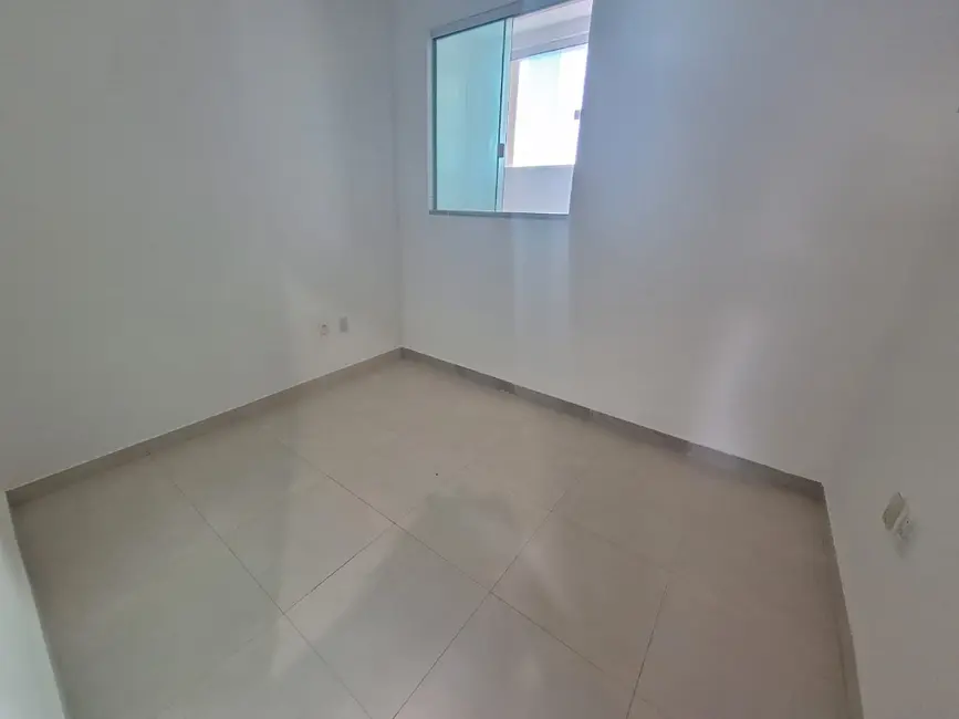 Foto 9 de Apartamento com 3 quartos para alugar, 109m2 em Cancela Preta, Macae - RJ