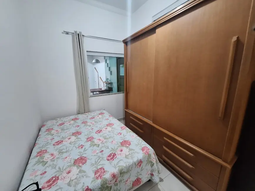 Foto 9 de Apartamento com 3 quartos para alugar, 180m2 em Cancela Preta, Macae - RJ