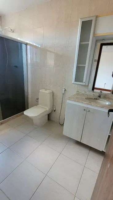 Foto 5 de Casa com 3 quartos para alugar, 230m2 em Riviera Fluminense, Macae - RJ