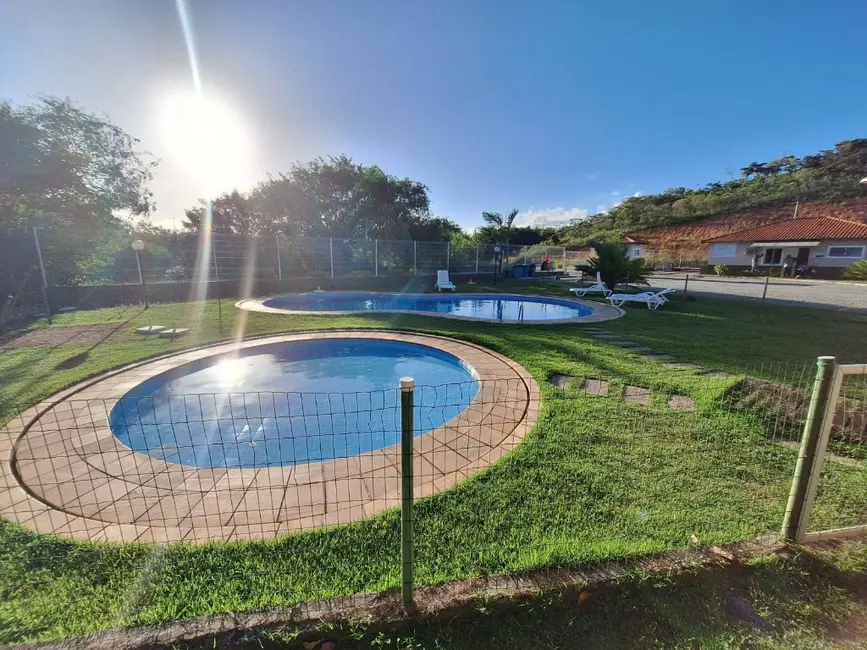 Apartamento com 2 quartos à venda e para alugar, 7976m2 em Balneário das Garças, Rio Das Ostras - RJ - imagem 2 Foto 2 de Apartamento com 2 quartos à venda e para alugar, 7976m2 em Balneário das Garças, Rio Das Ostras - RJ