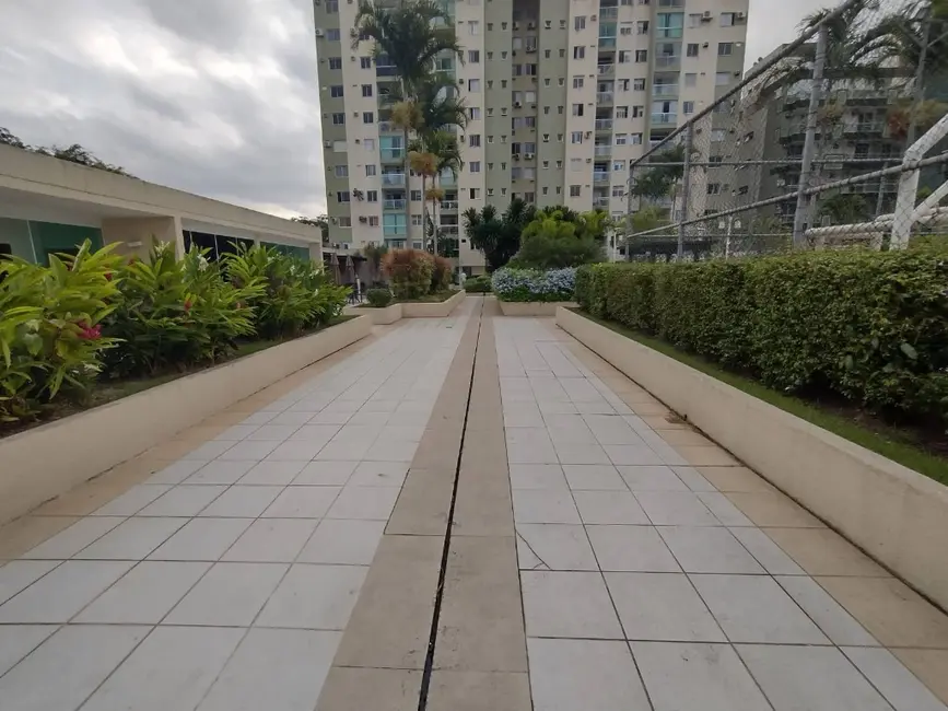 Apartamento com 2 quartos para alugar, 45m2 em Glória, Macae - RJ - imagem 4 Foto 4 de Apartamento com 2 quartos para alugar, 45m2 em Glória, Macae - RJ