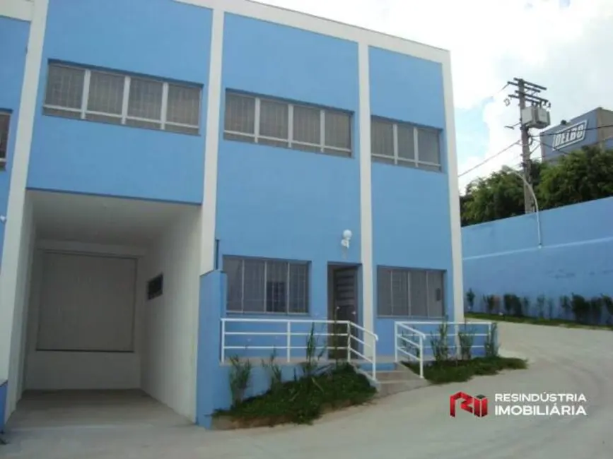 Armazém / Galpão para alugar, 690m2 em Chácaras Marco, Barueri - SP - imagem 2 Foto 2 de Armazém / Galpão para alugar, 690m2 em Chácaras Marco, Barueri - SP