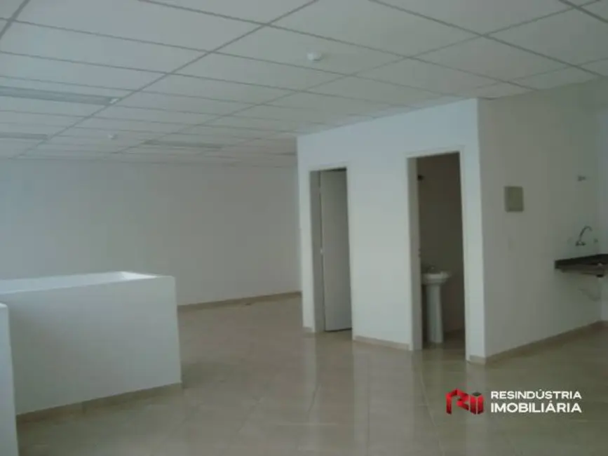 Armazém / Galpão para alugar, 690m2 em Chácaras Marco, Barueri - SP - imagem 5 Foto 5 de Armazém / Galpão para alugar, 690m2 em Chácaras Marco, Barueri - SP
