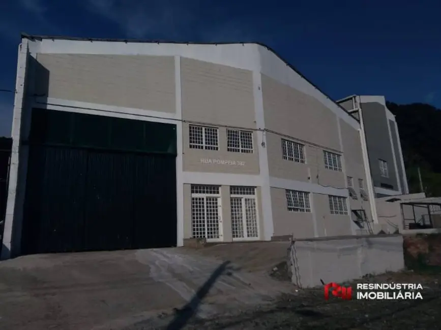 Foto 1 de Armazém / Galpão à venda e para alugar, 1300m2 em Chácaras Marco, Barueri - SP