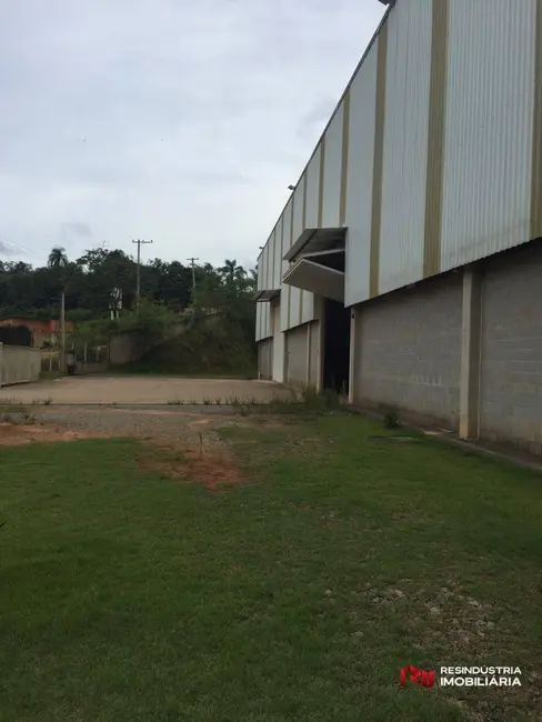 Armazém / Galpão à venda, 2400m2 em Aracariguama - SP - imagem 4 Foto 4 de Armazém / Galpão à venda, 2400m2 em Aracariguama - SP