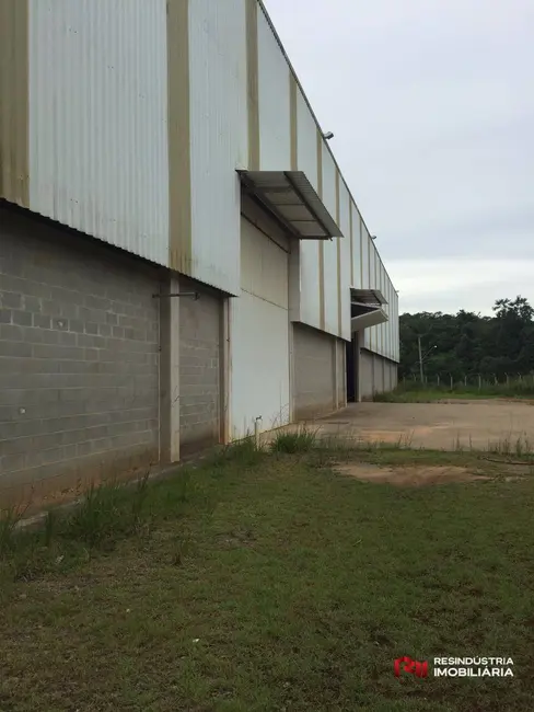 Armazém / Galpão à venda, 2400m2 em Aracariguama - SP - imagem 3 Foto 3 de Armazém / Galpão à venda, 2400m2 em Aracariguama - SP