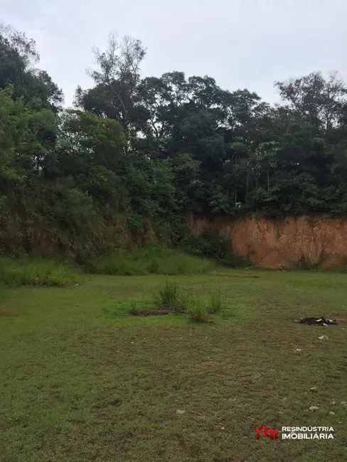 Armazém / Galpão à venda, 2400m2 em Aracariguama - SP - imagem 5 Foto 5 de Armazém / Galpão à venda, 2400m2 em Aracariguama - SP