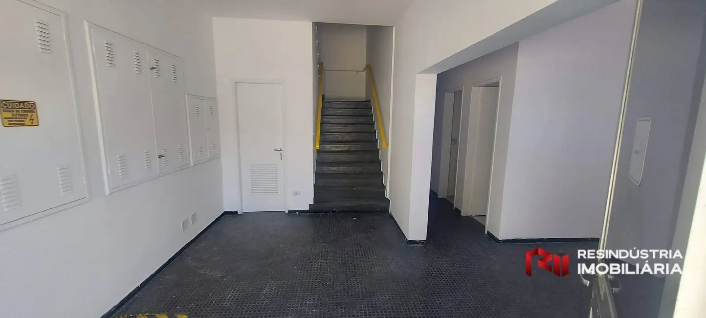 Foto 9 de Armazém / Galpão à venda, 2029m2 em Alphaville Empresarial, Barueri - SP