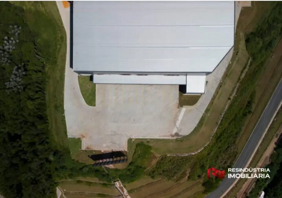 Foto 3 de Armazém / Galpão para alugar, 7618m2 em Maria Imaculada, Embu Das Artes - SP