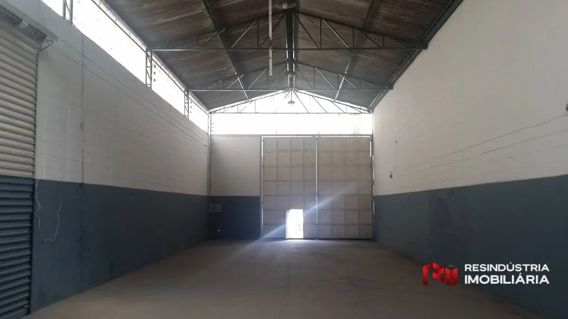 Armazém / Galpão à venda, 400m2 em Vila Morellato, Barueri - SP - imagem 9 Foto 9 de Armazém / Galpão à venda, 400m2 em Vila Morellato, Barueri - SP