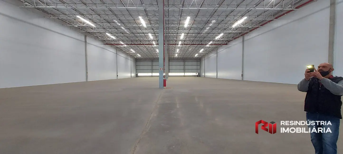 Foto 9 de Armazém / Galpão para alugar, 2327m2 em Padroeira, Osasco - SP