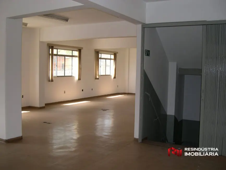 Foto 2 de Sala Comercial para alugar, 1174m2 em Jardim dos Camargos, Barueri - SP