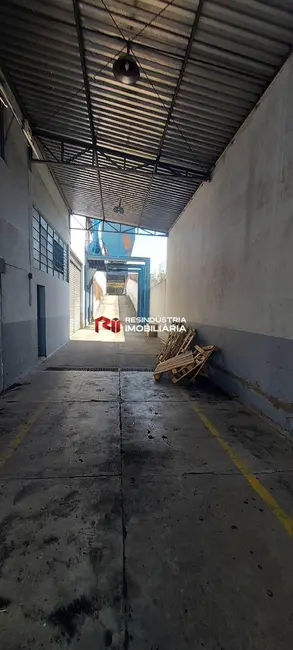 Armazém / Galpão para alugar, 2400m2 em Vila Universal, Barueri - SP - imagem 9 Foto 9 de Armazém / Galpão para alugar, 2400m2 em Vila Universal, Barueri - SP