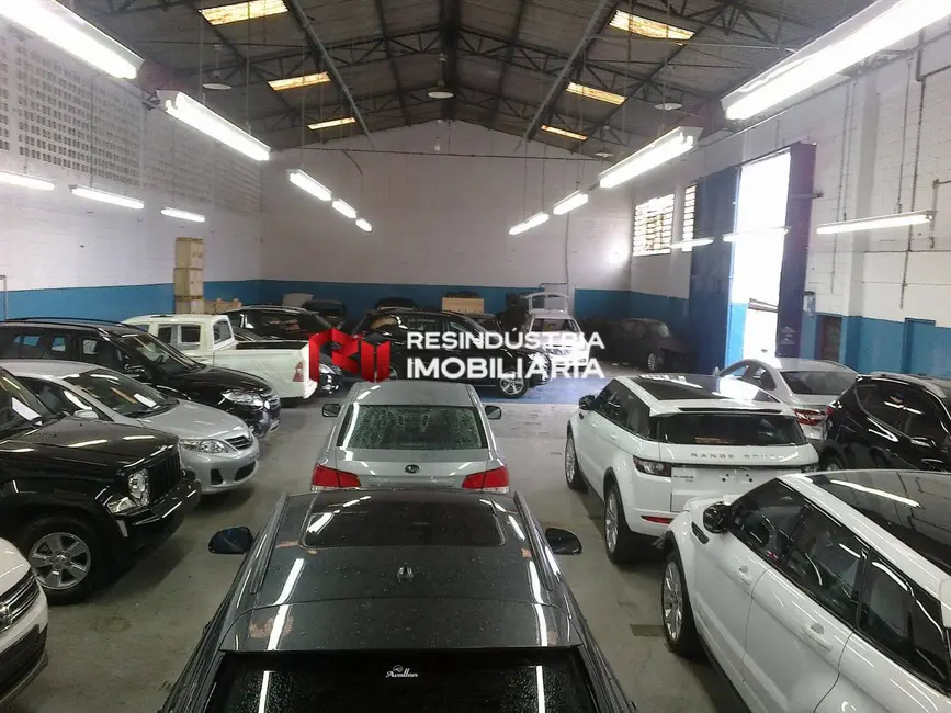 Armazém / Galpão à venda, 750m2 em Núcleo Residencial Célia Mota, Barueri - SP - imagem 4 Foto 4 de Armazém / Galpão à venda, 750m2 em Núcleo Residencial Célia Mota, Barueri - SP