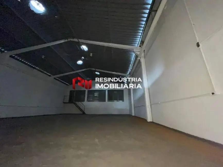 Armazém / Galpão para alugar, 500m2 em Vila Morellato, Barueri - SP - imagem 6 Foto 6 de Armazém / Galpão para alugar, 500m2 em Vila Morellato, Barueri - SP