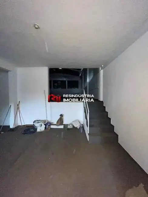 Armazém / Galpão para alugar, 500m2 em Vila Morellato, Barueri - SP - imagem 3 Foto 3 de Armazém / Galpão para alugar, 500m2 em Vila Morellato, Barueri - SP