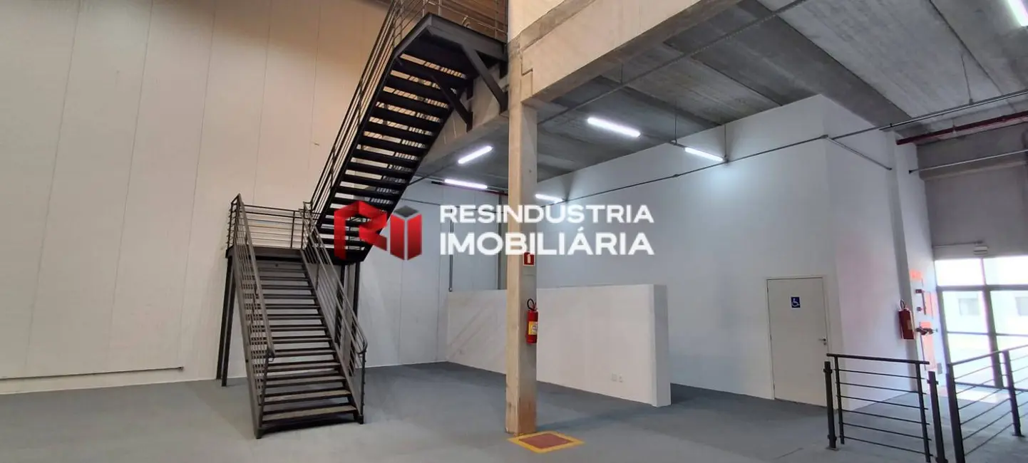 Armazém / Galpão para alugar, 675m2 em Centro Empresarial Tamboré, Barueri - SP - imagem 6 Foto 6 de Armazém / Galpão para alugar, 675m2 em Centro Empresarial Tamboré, Barueri - SP