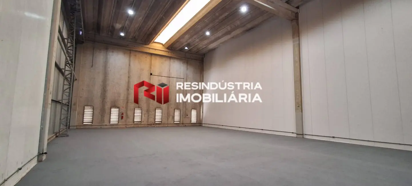 Armazém / Galpão para alugar, 675m2 em Centro Empresarial Tamboré, Barueri - SP - imagem 4 Foto 4 de Armazém / Galpão para alugar, 675m2 em Centro Empresarial Tamboré, Barueri - SP