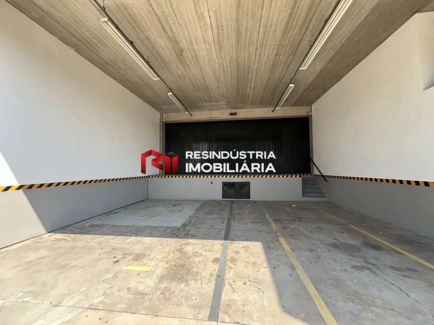 Armazém / Galpão para alugar, 1500m2 em Barueri - SP - imagem 6 Foto 6 de Armazém / Galpão para alugar, 1500m2 em Barueri - SP