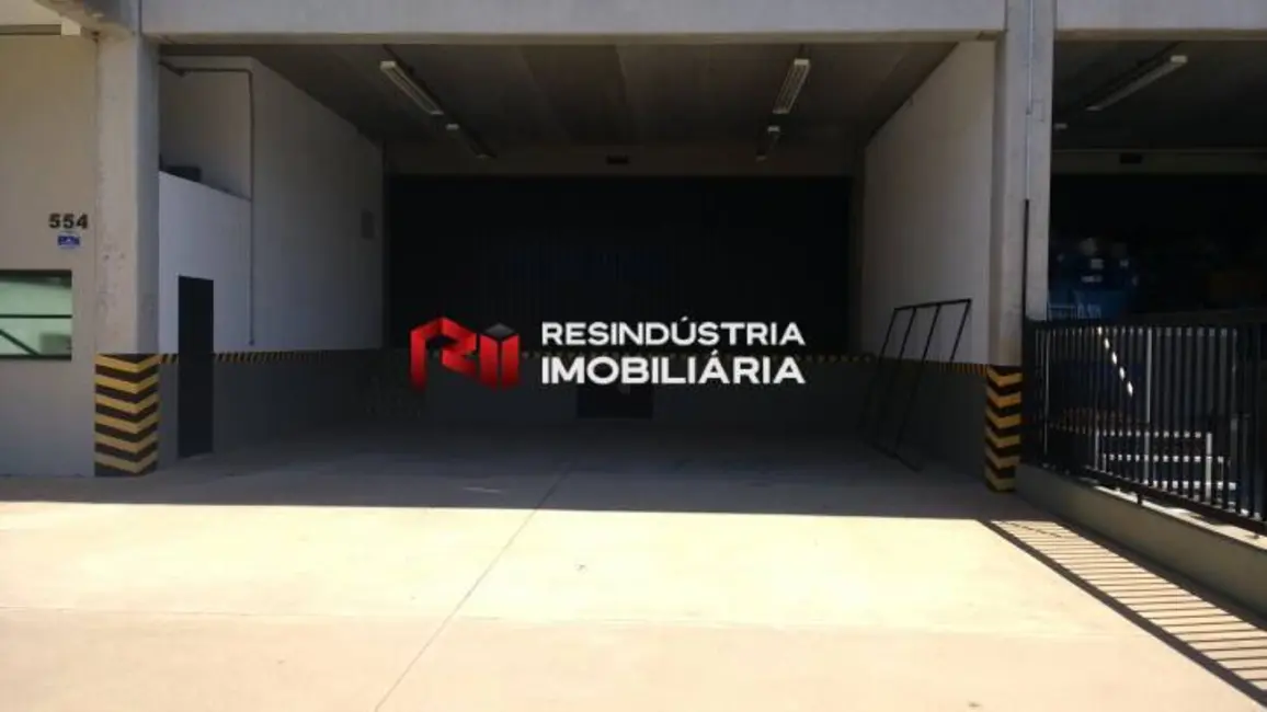 Armazém / Galpão para alugar, 1500m2 em Barueri - SP - imagem 5 Foto 5 de Armazém / Galpão para alugar, 1500m2 em Barueri - SP