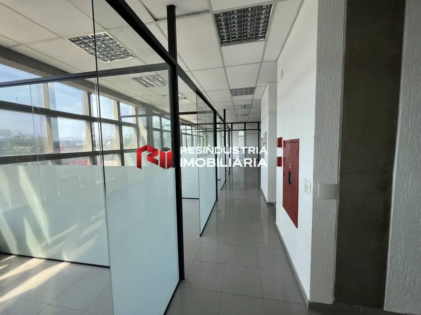 Armazém / Galpão para alugar, 1500m2 em Barueri - SP - imagem 9 Foto 9 de Armazém / Galpão para alugar, 1500m2 em Barueri - SP