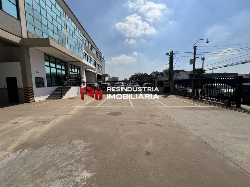 Armazém / Galpão para alugar, 1500m2 em Barueri - SP - imagem 4 Foto 4 de Armazém / Galpão para alugar, 1500m2 em Barueri - SP