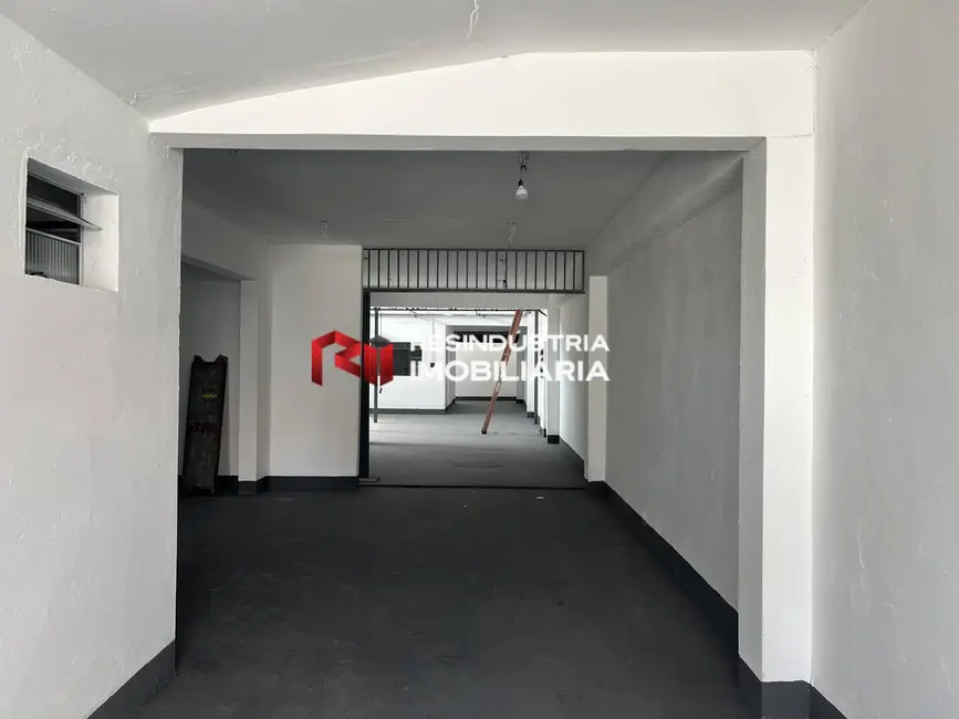 Foto 3 de Armazém / Galpão à venda e para alugar, 567m2 em Jardim Califórnia, Barueri - SP
